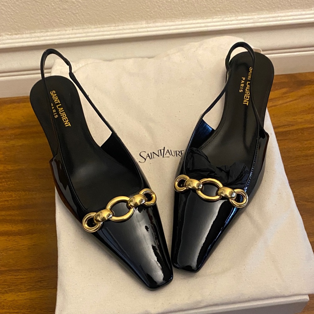 Saint Laurent Black Patent Slingback blade ballet Flats with Gold Chain Detail - Picture 6 of 6